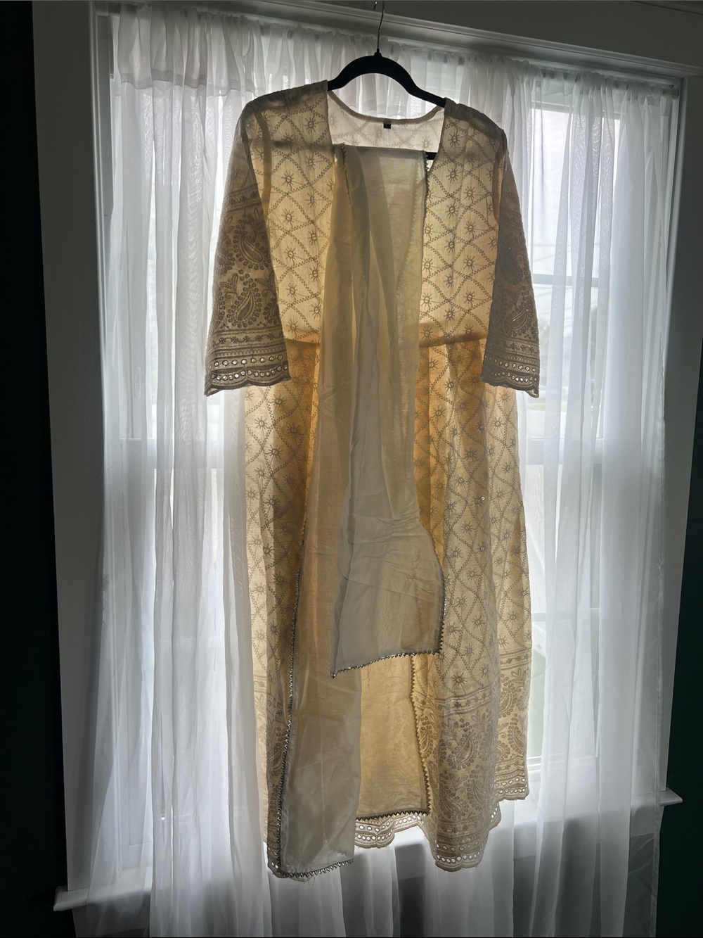 Off white dress set